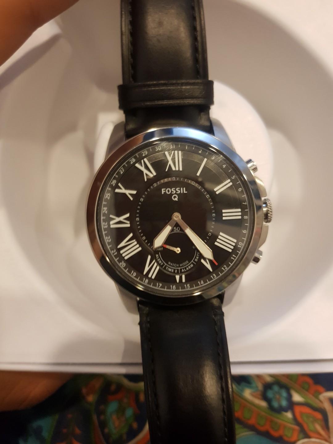 Fossil store q ftw1122