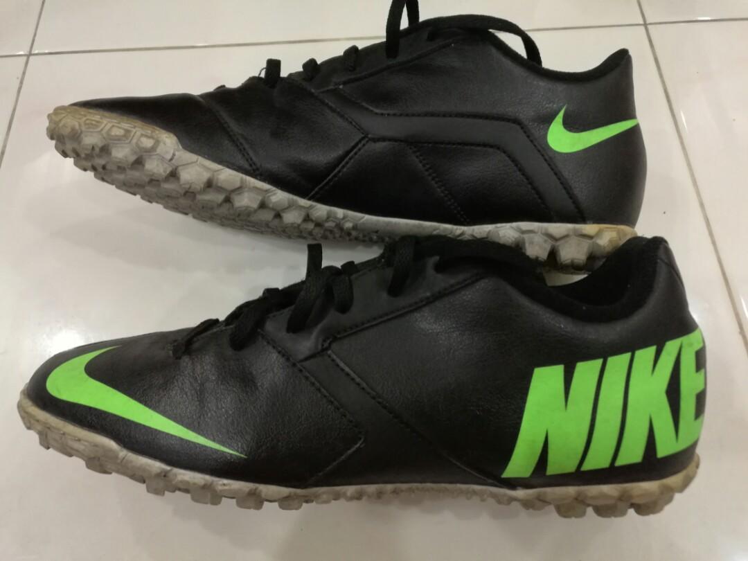 nike football turf shoes