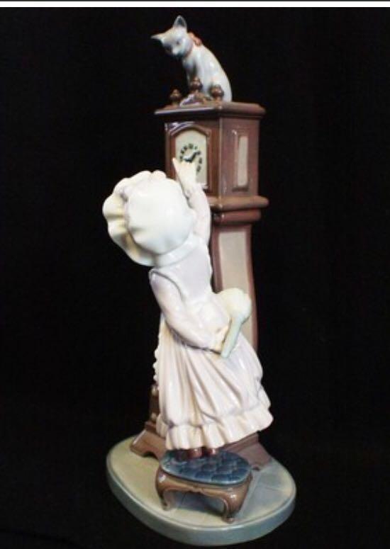 Retired LLADRO 5347 Bedtime Girl w Cat And Grandfather Clock, Hobbies