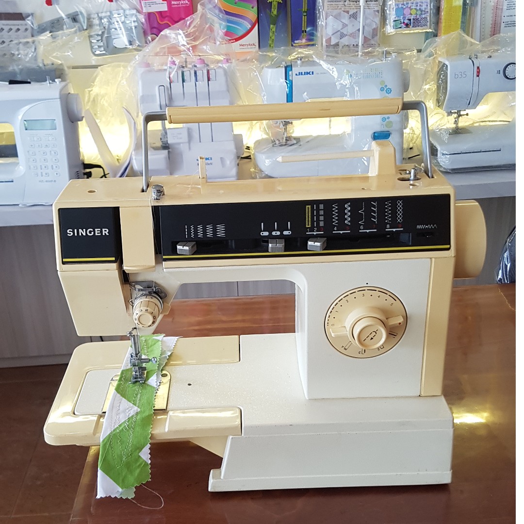 (3 Months warranty) SINGER 6215C, Furniture & Home Living, Home