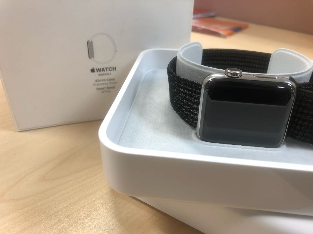 apple watch series 2 box