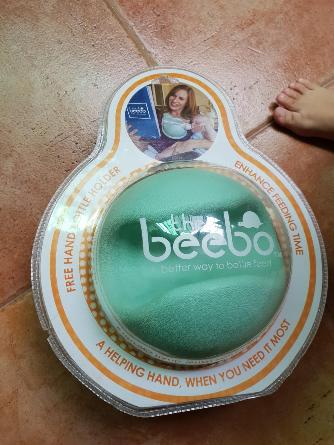 Beebo Free Hand Bottle Holder Babies Kids Nursing Feeding On