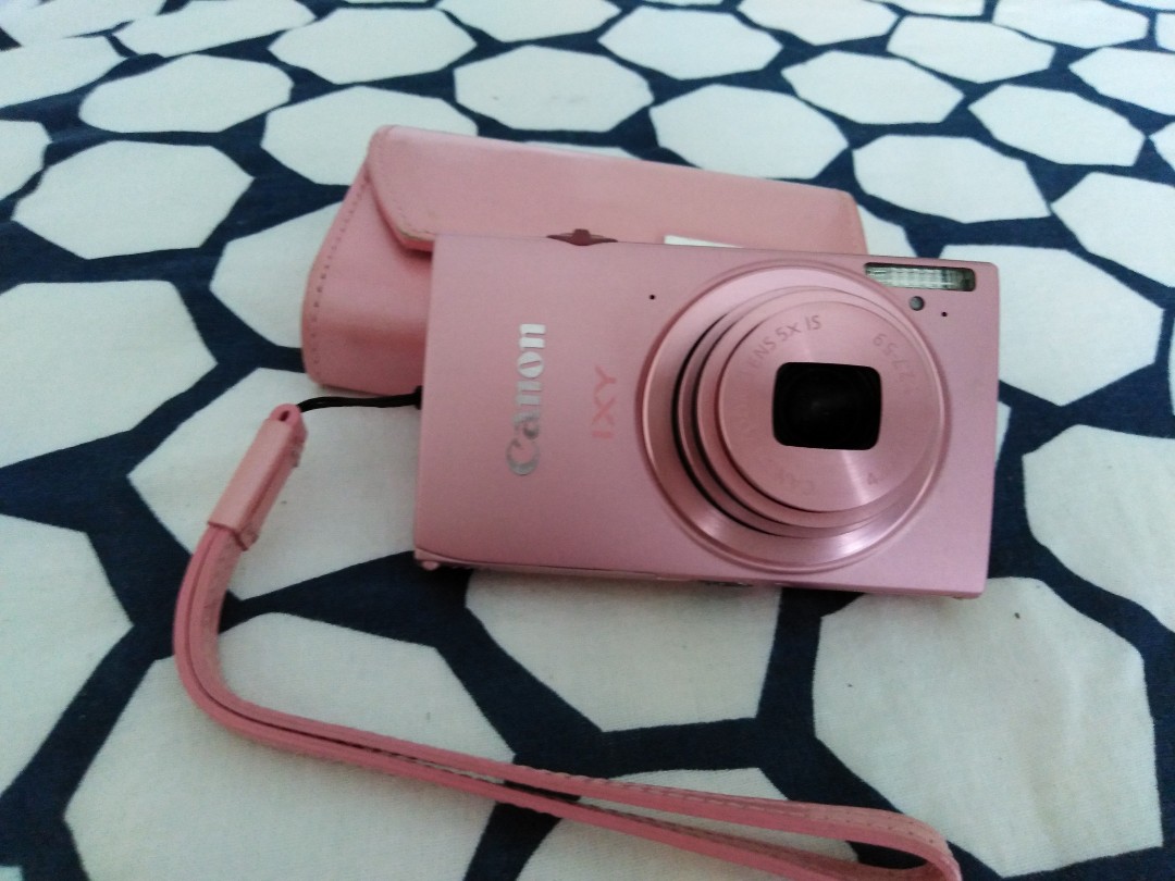 Camera Canon Ixy 420f pink with cover and charger, Photography