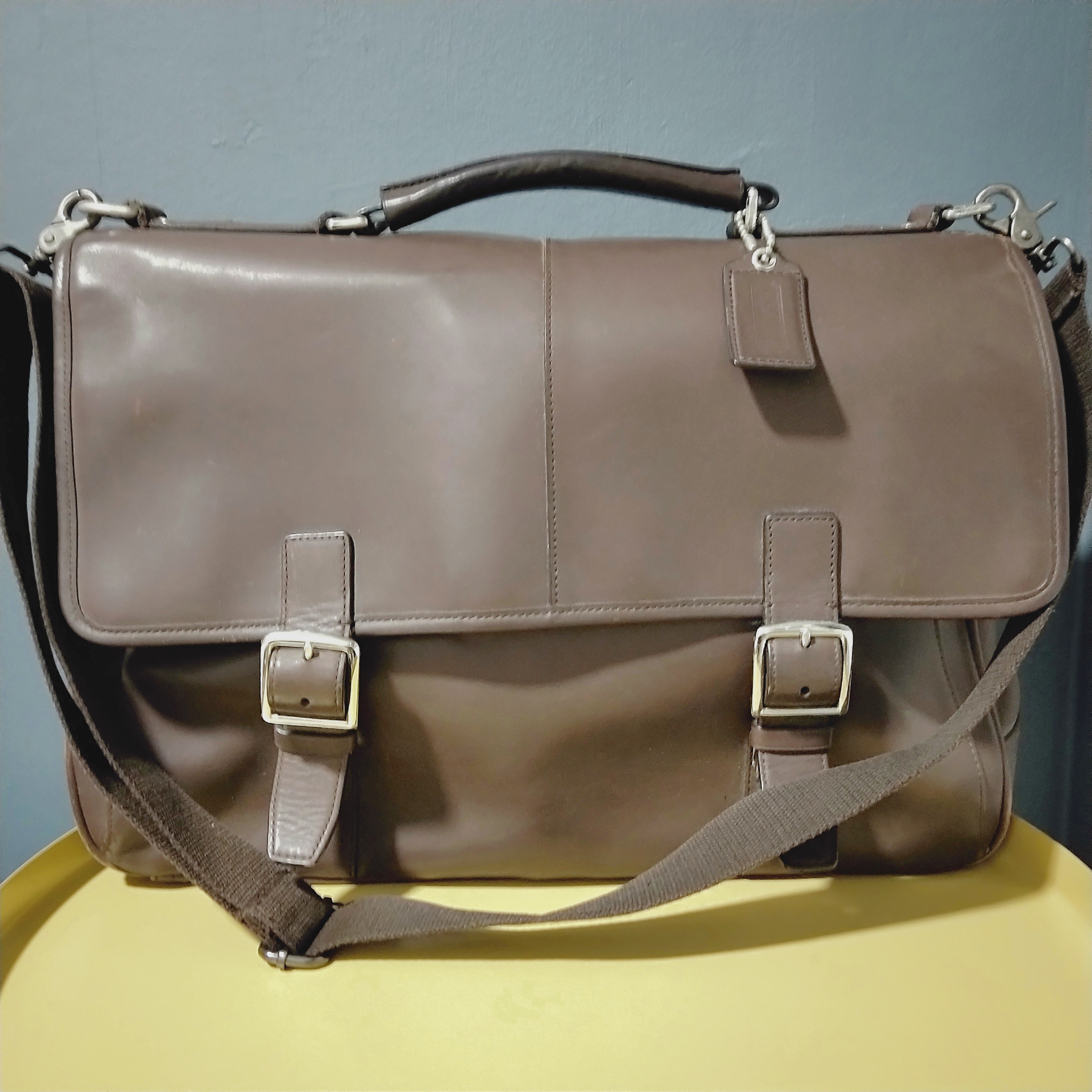 Used COACH LEXINGTON LEATHER FLAP BUSINESS BRIEF, Men's Fashion, Bags