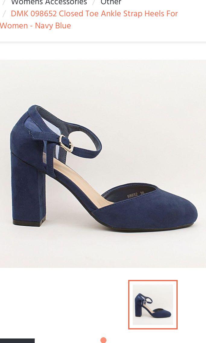 closed toe navy blue heels