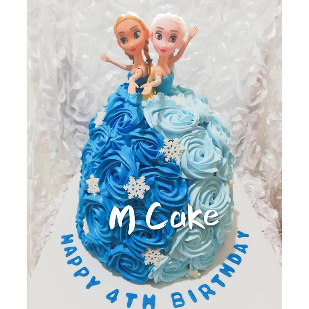 Elsa And Anna 3d Cream Cake Food Drinks Baked Goods On Carousell