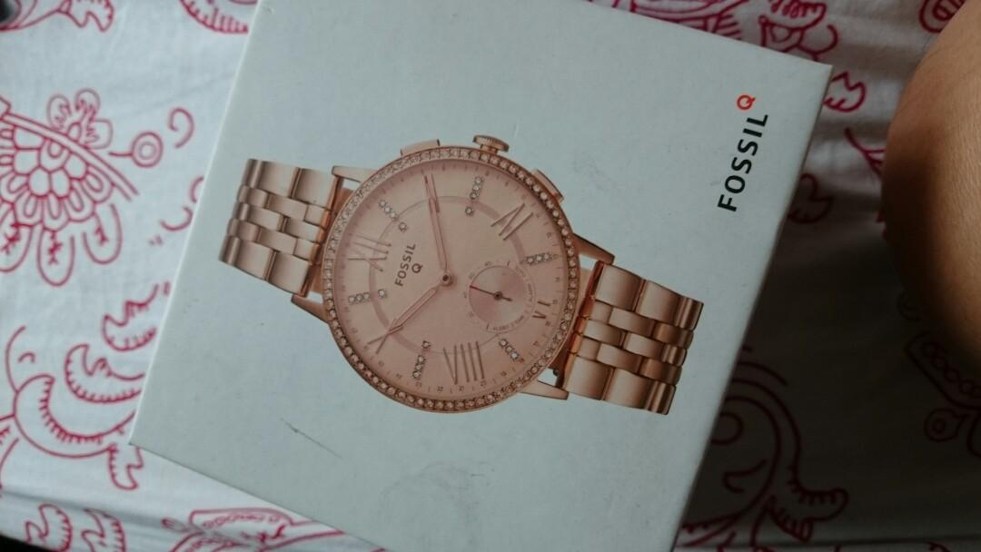 Fossil smart watch Q Gazer Mobile Phones Gadgets Wearables
