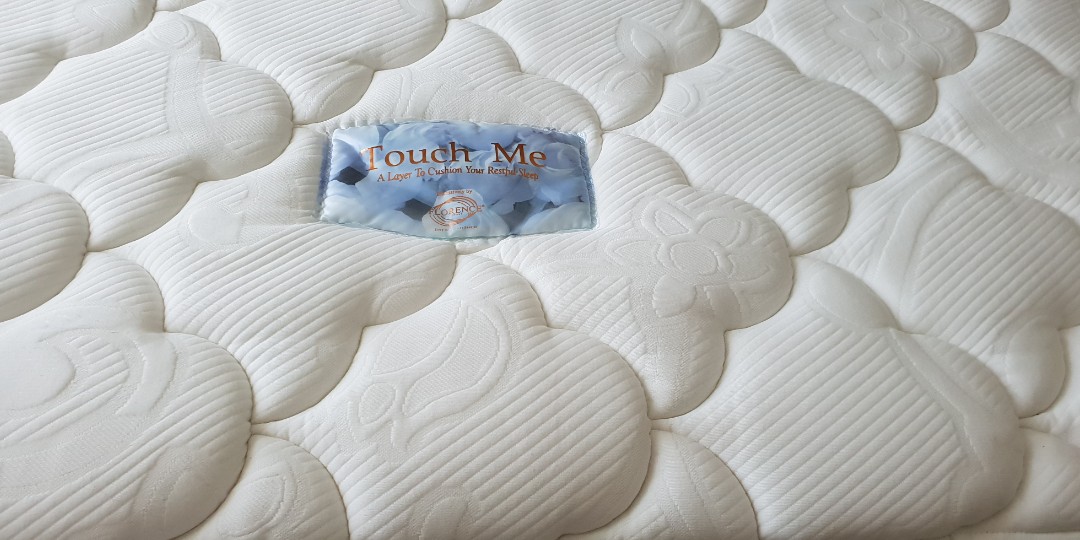 Mattress Topper Tebal 9cm X 180cm X 200cm Perabotan Rumah Di Carousell