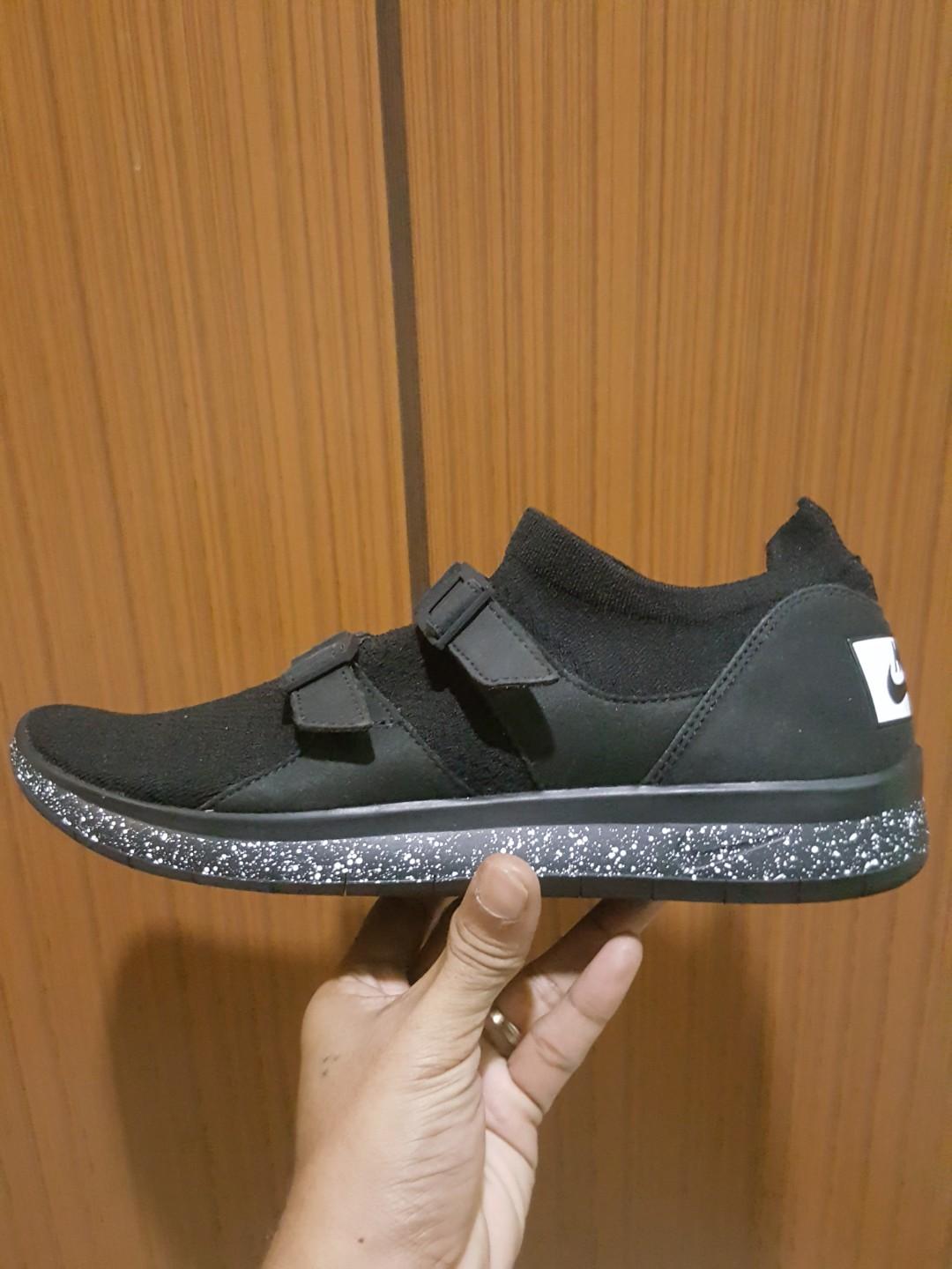 nike air sock racer ultra flyknit men's shoe