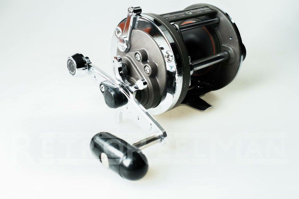 Vintage 1980's Daiwa Sealine Series Model 47H Multiplier Reel Made in  JAPAN, Sports Equipment, Sports & Games, Billiards & Bowling on Carousell