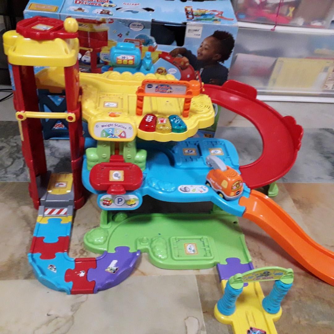 Vtech baby toot toot garage online