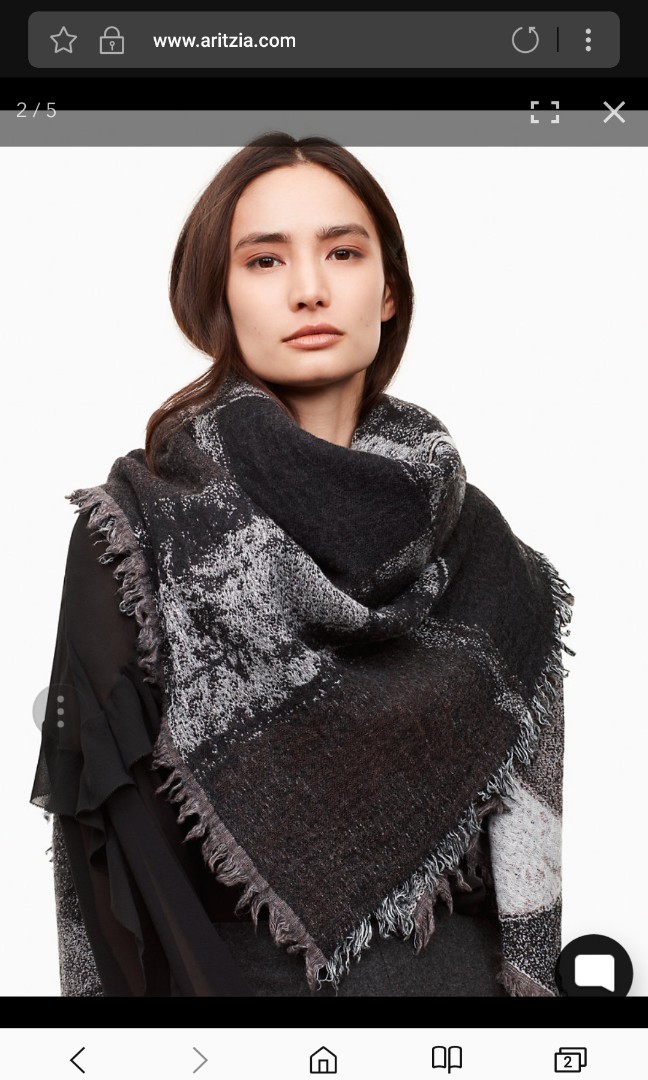 Aritzia blanket scarf on sale