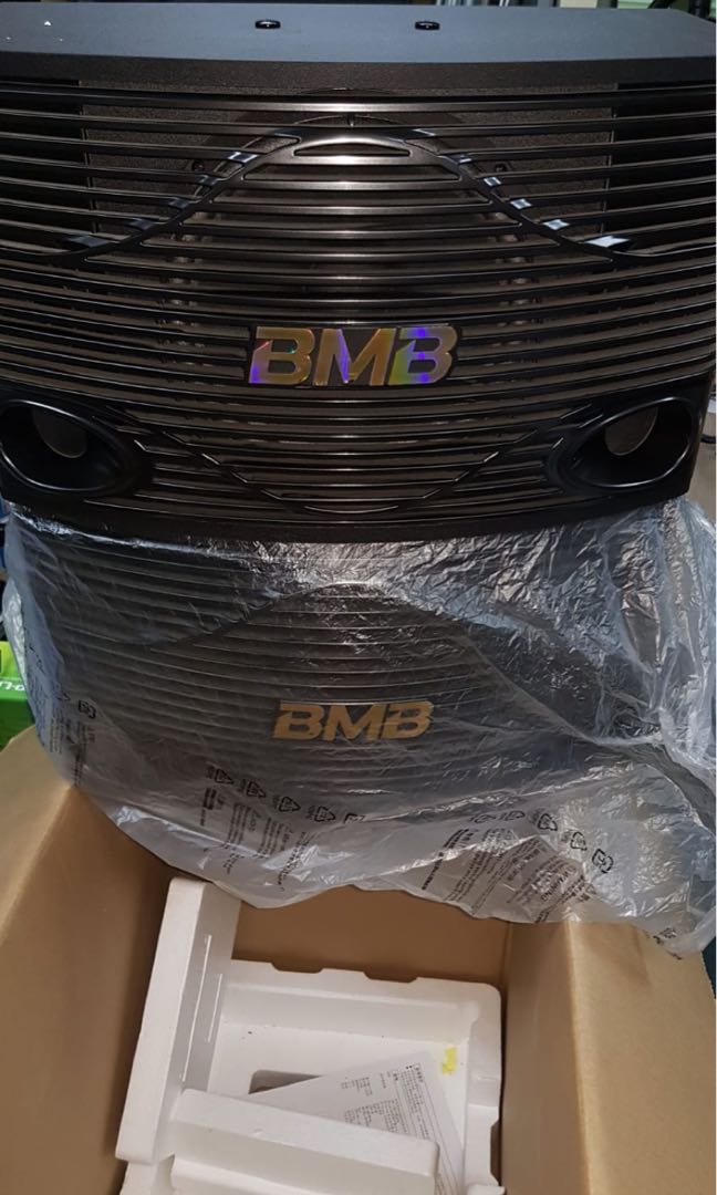 Bmb 10 Karaoke Speakers Csn 500se Electronics Audio On Carousell