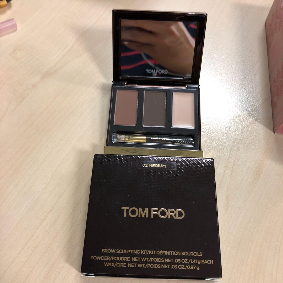 BN Tom Ford Eyebrow Sculpting Kit - Mediun, Beauty & Personal Care, Face,  Makeup on Carousell