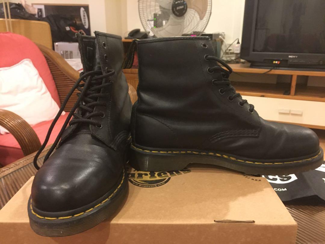 doc martens 1460 soft leather