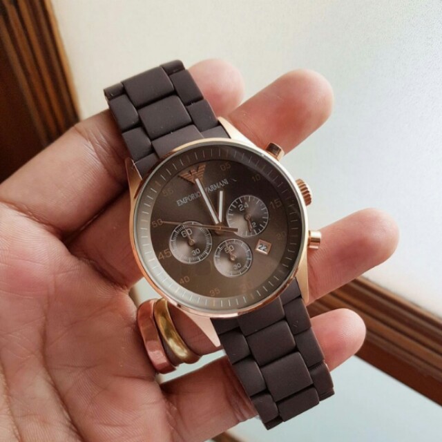 ar5890 armani watch