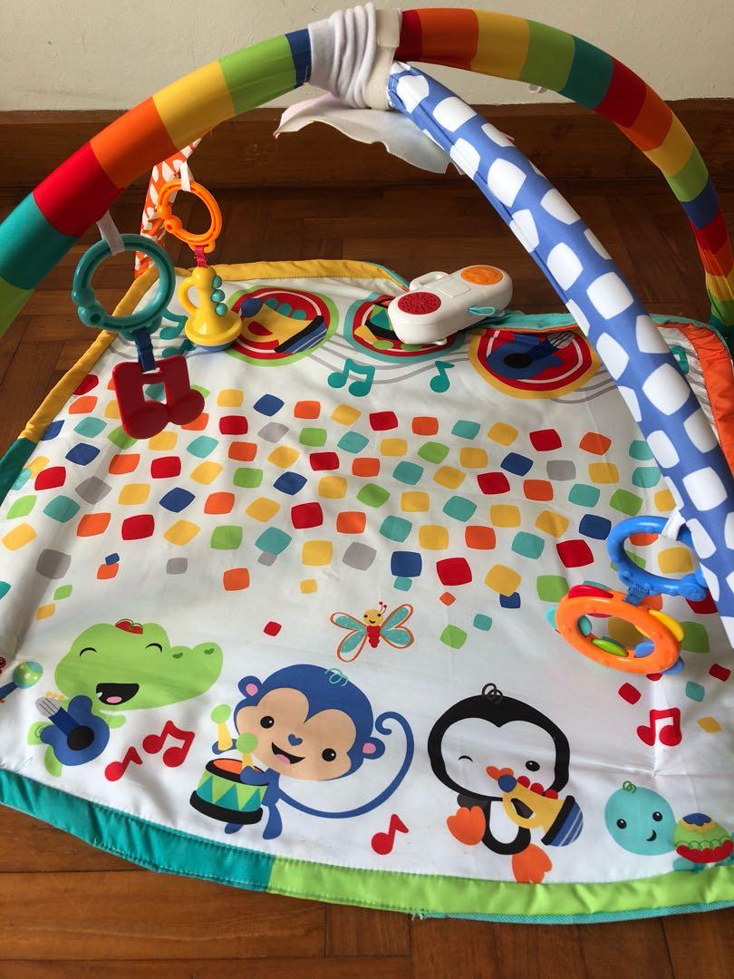 fisher price bandstand play gym