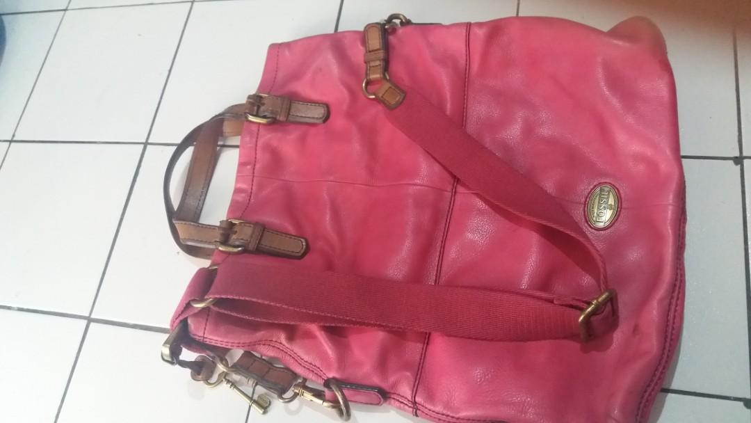 Fossils Leather bag (pink), Women's Fashion, Bags & Wallets, Purses