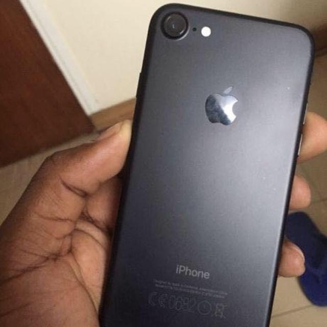 Iphone 7 Matte Black Garansi Ibox 128gb Telepon Seluler Tablet Iphone Iphone 7 Series Di Carousell