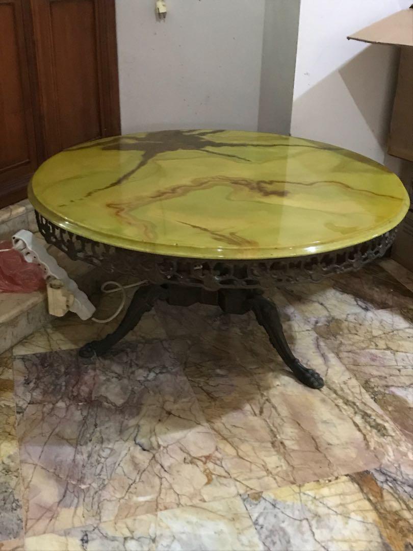 Meja Marmer Bundar Kaki Besi Antik Furnitur Di Carousell