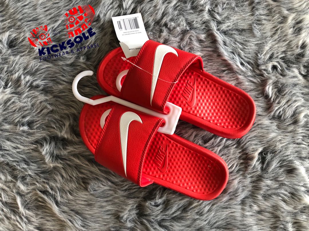 nike slippers with bubble