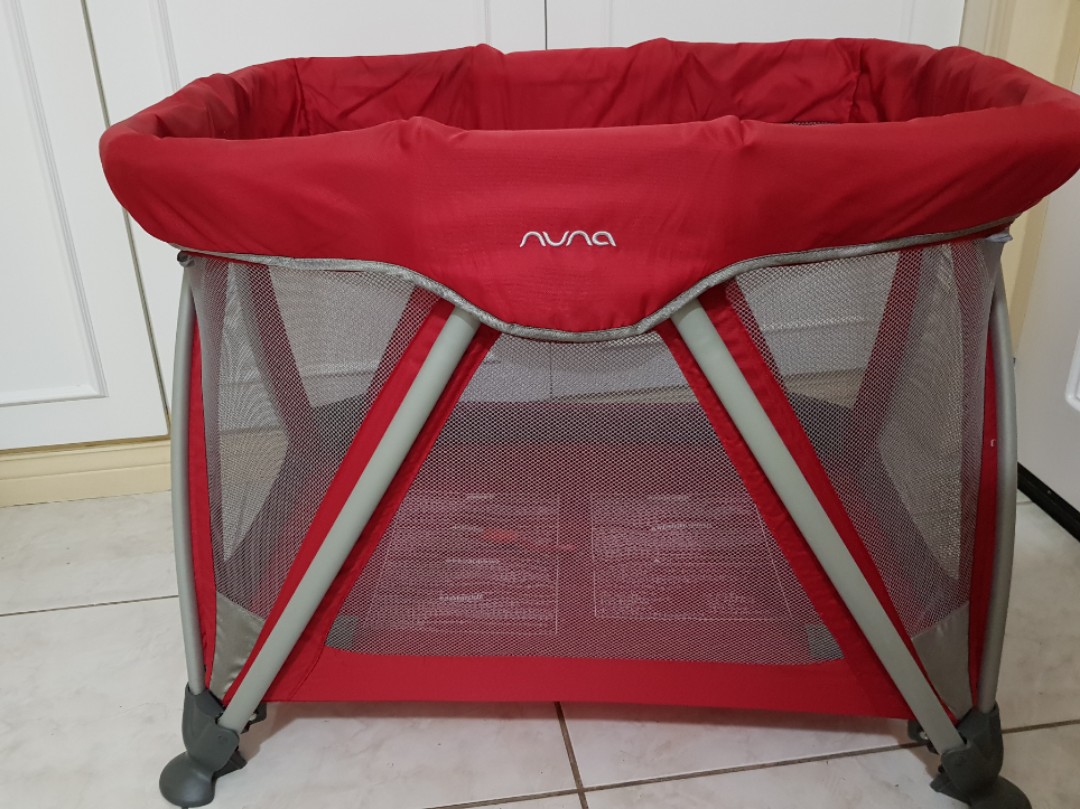 Nuna mini deals crib