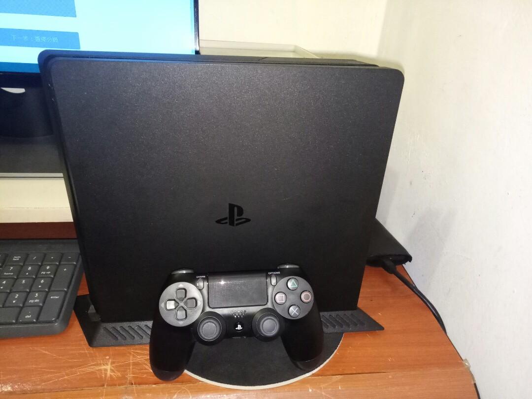pre used ps4