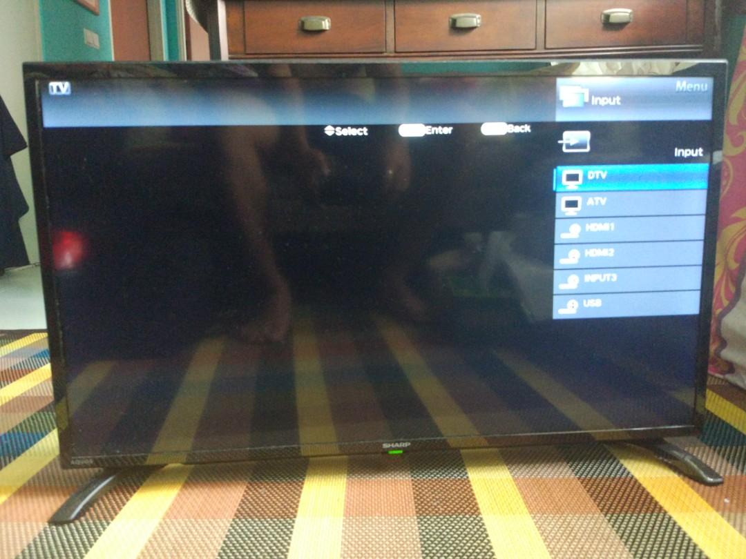 Sharp Aquos Lc32le280x 32 Inch Led Tv Home Appliances Tvs Entertainment Systems On Carousell