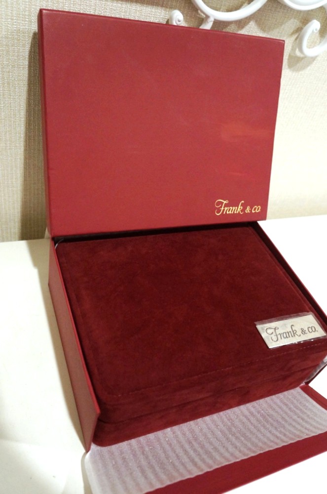 Wedding Ring Box Kotak Cincin Kawin Frank N Co Original Universal Barang Mewah Aksesoris Di Carousell