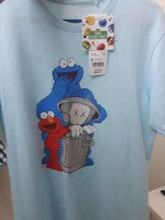 Uniqlo X Kaws X Sesame Street