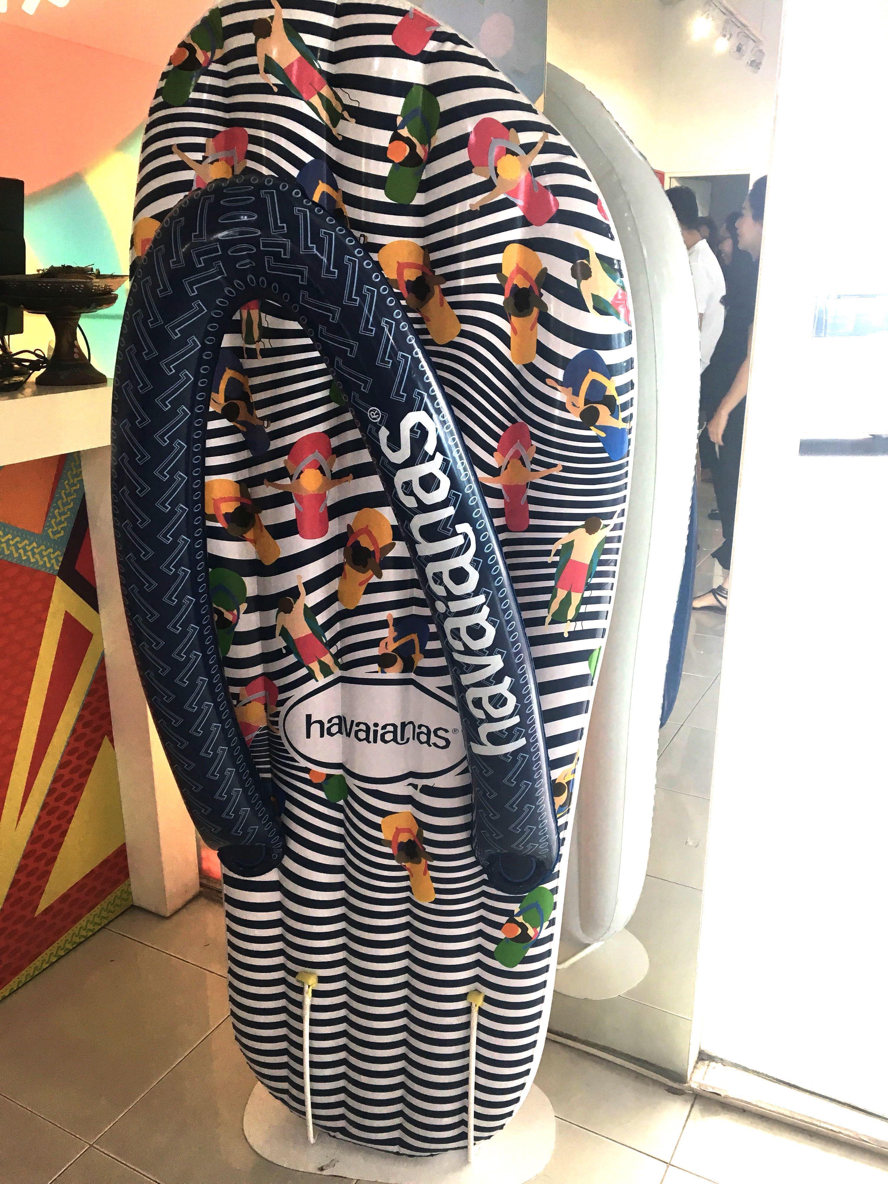 havaianas pool float