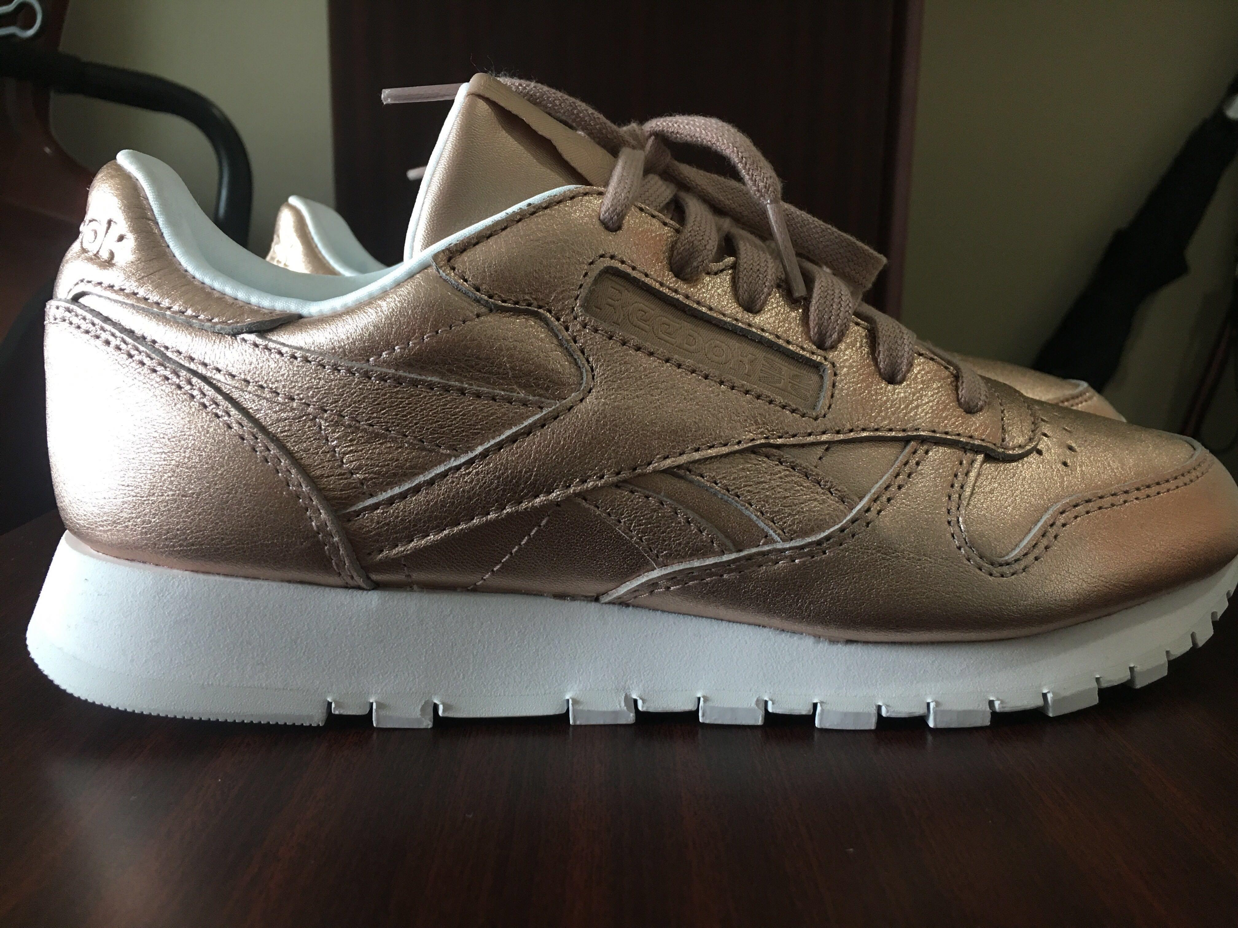 reebok classic leather melted metal