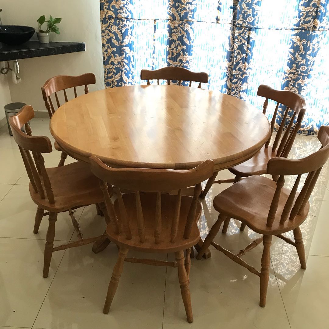 Dining Table With 6 Chairs Rumah Perabot Perabot Di Carousell