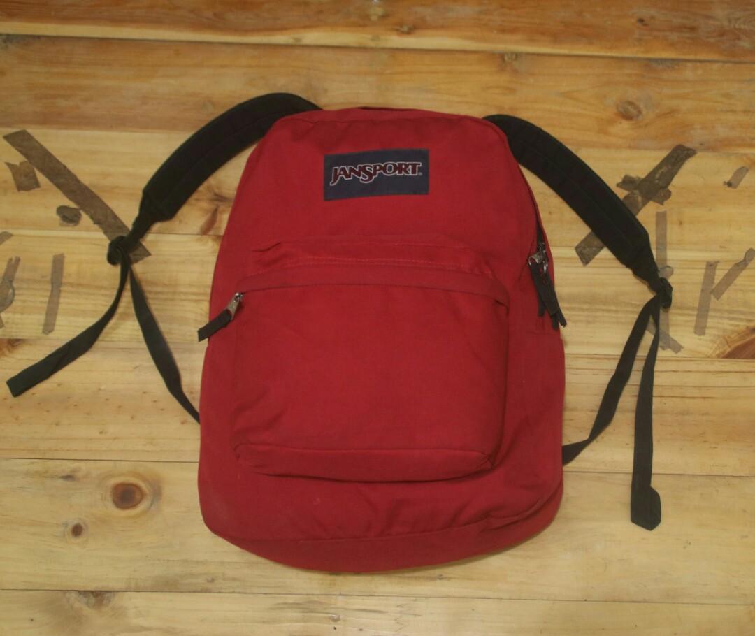 red jansport backpack