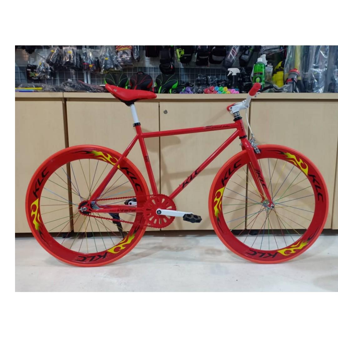 Basikal Fixie Taya Saize 700