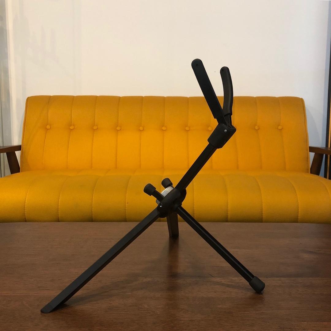 K M Jazz Alto Saxophone Stand Music Media Music Accessories On Carousell