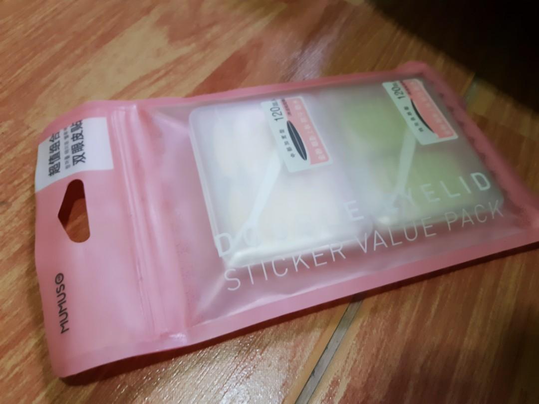 Mumuso double eyelid (Category: Makeup) located in Manila. Submitted by koreansale (Listing ID 190776953, Image 2). Description: #99sale.