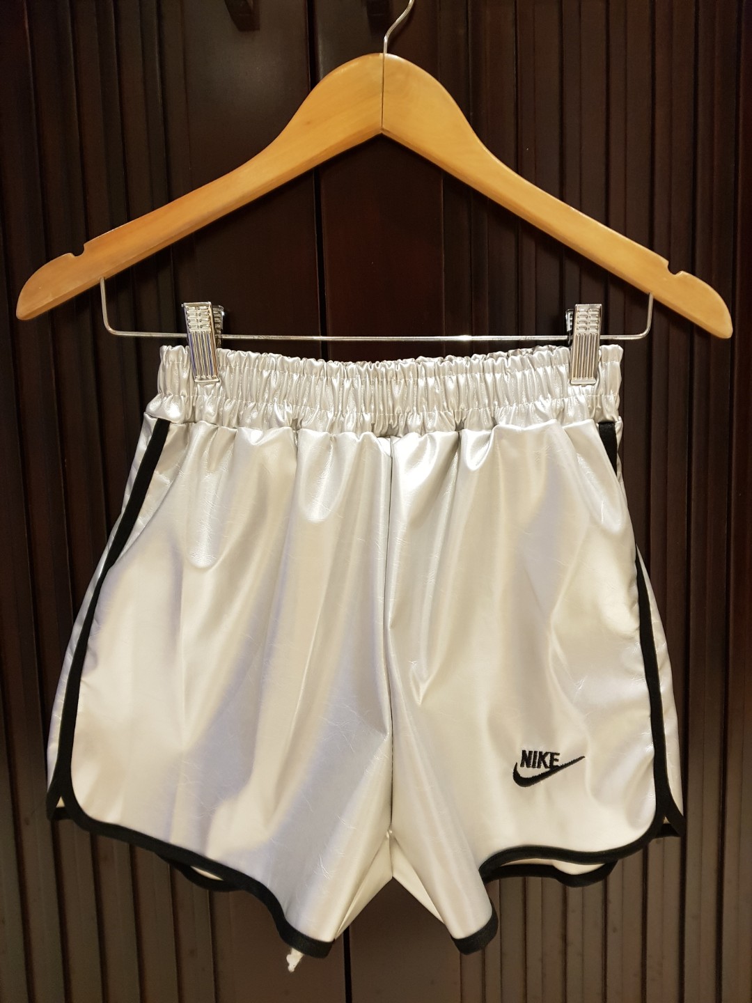 Nike Shorts Silver Soft Comfy Leather 