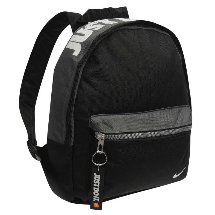 small black nike backpack