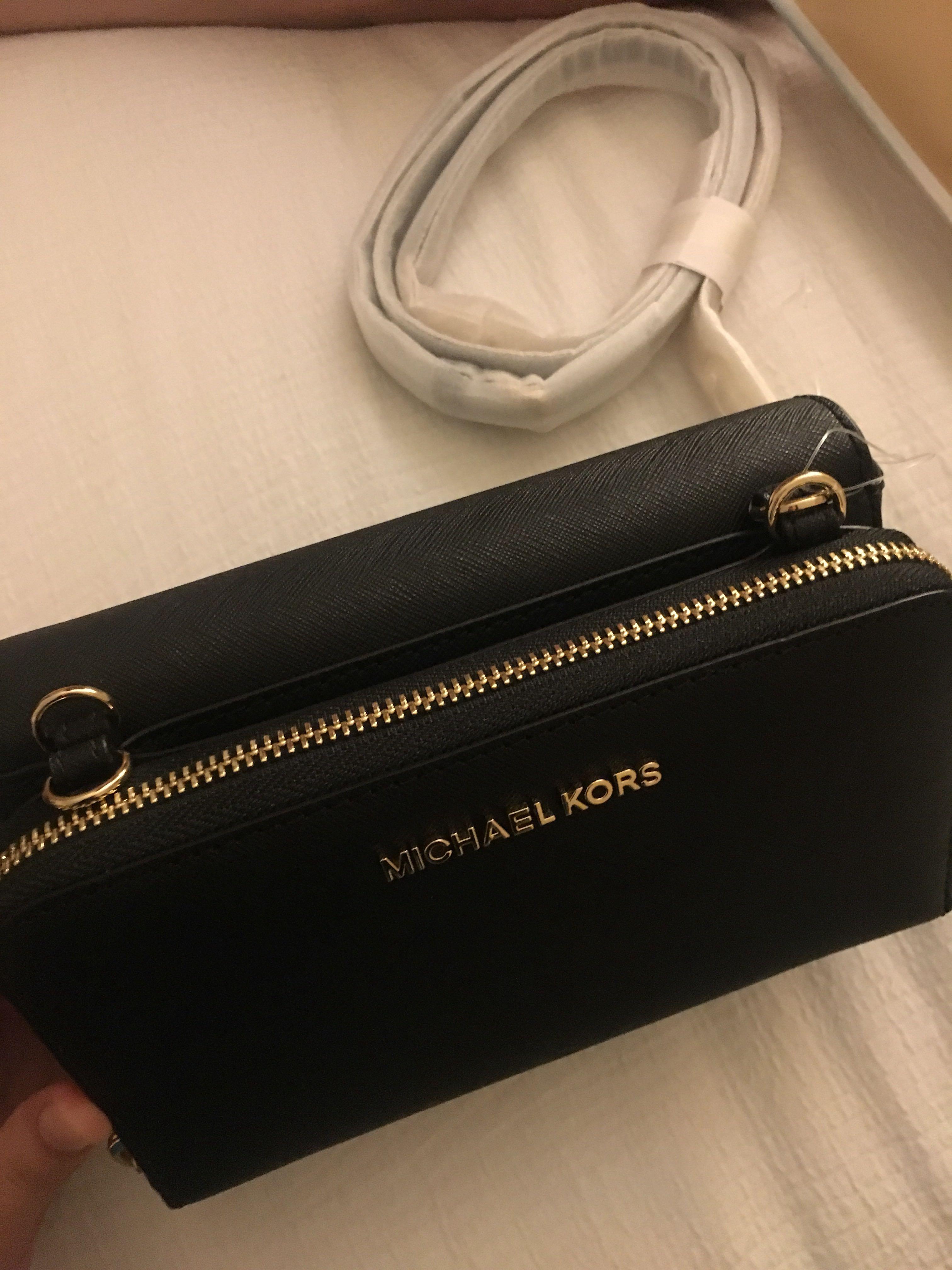 Original MK Clutch Bag and Wallet (2 in 1), Women's Fashion, Bags &  Wallets, Clutches on Carousell