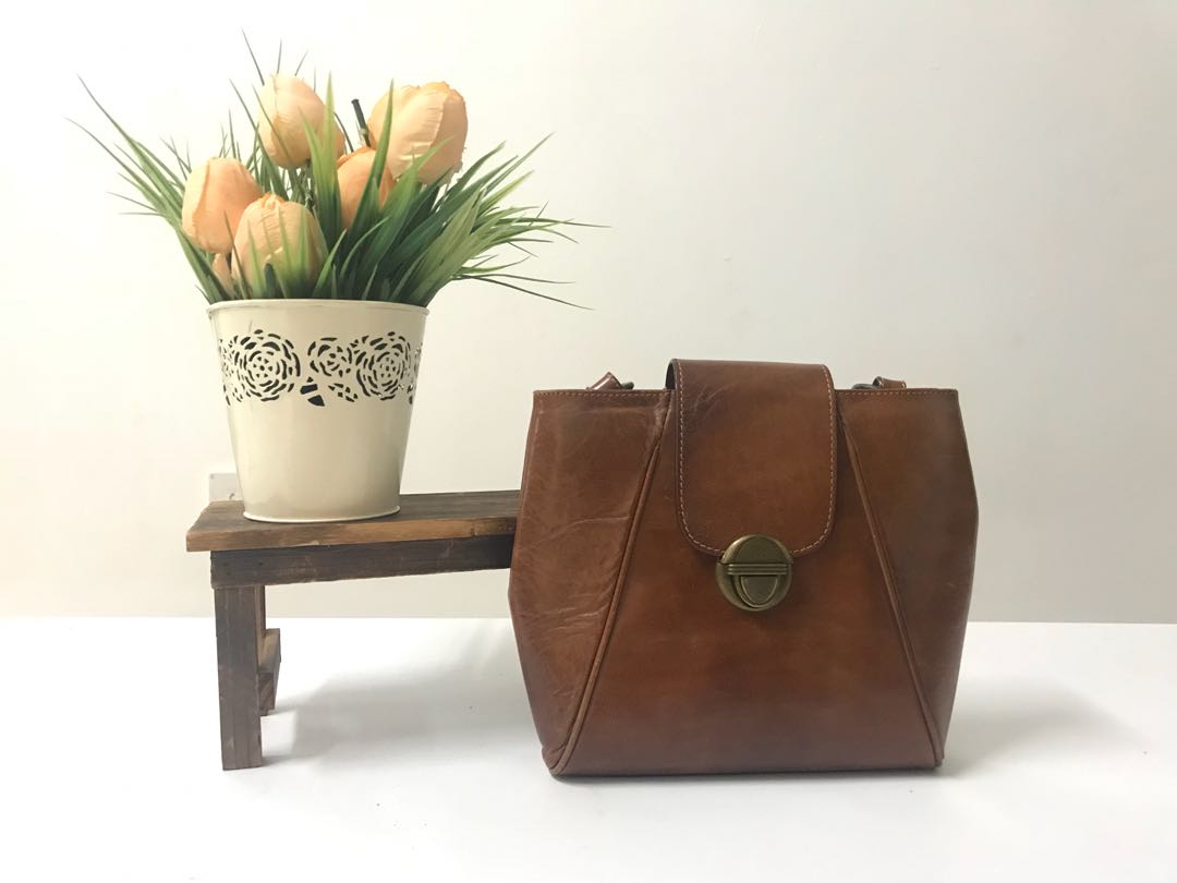 Pelco sales leather handbag