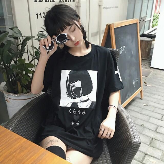 Po Short Hair Girl With Mask Illustration Short Sleeve T Shirt