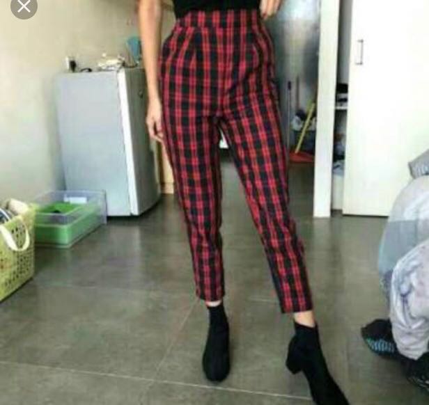 tartan pants pull and bear