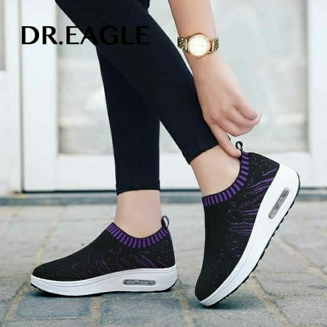 Slip On Casula Eagle Hitam Violet L Sepatu Slip On Sepatu Sekolah Shoes Black Wanita Olshop Fashion Olshop Wanita Di Carousell