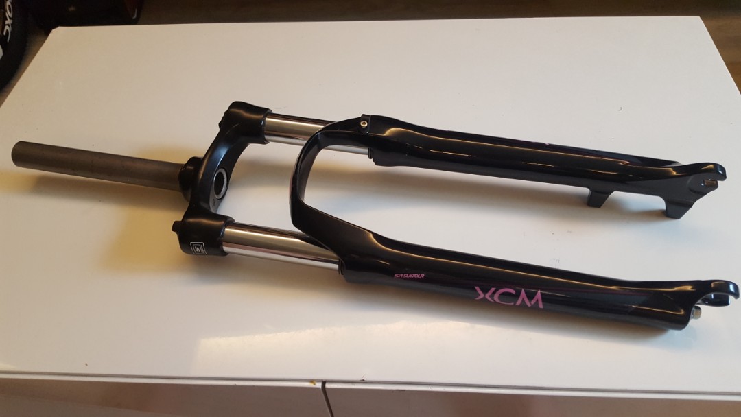 sr suntour xcm 26 fork