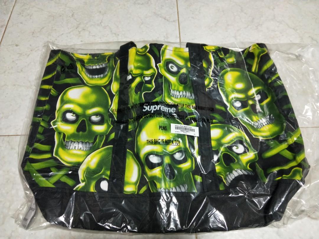 Supreme skull pile tote online