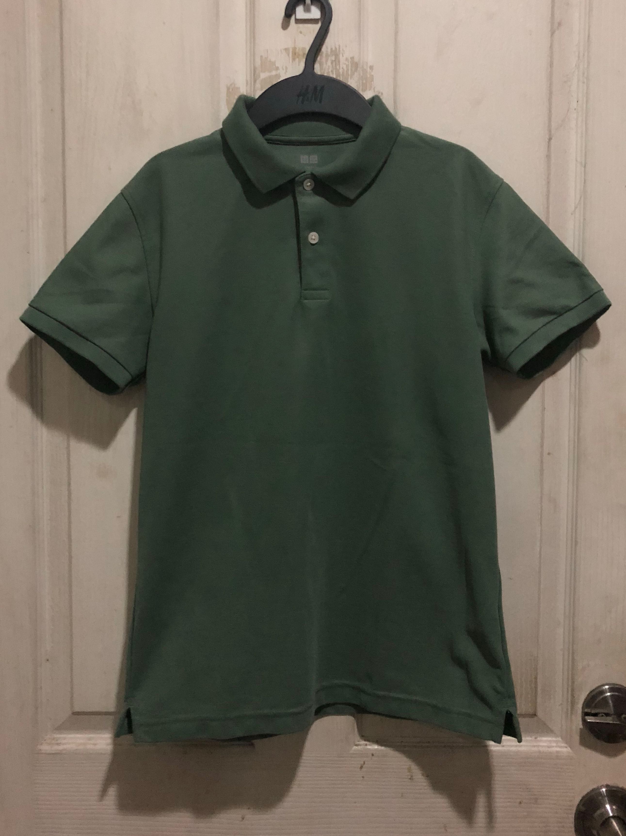 Uniqlo slim fit top polo