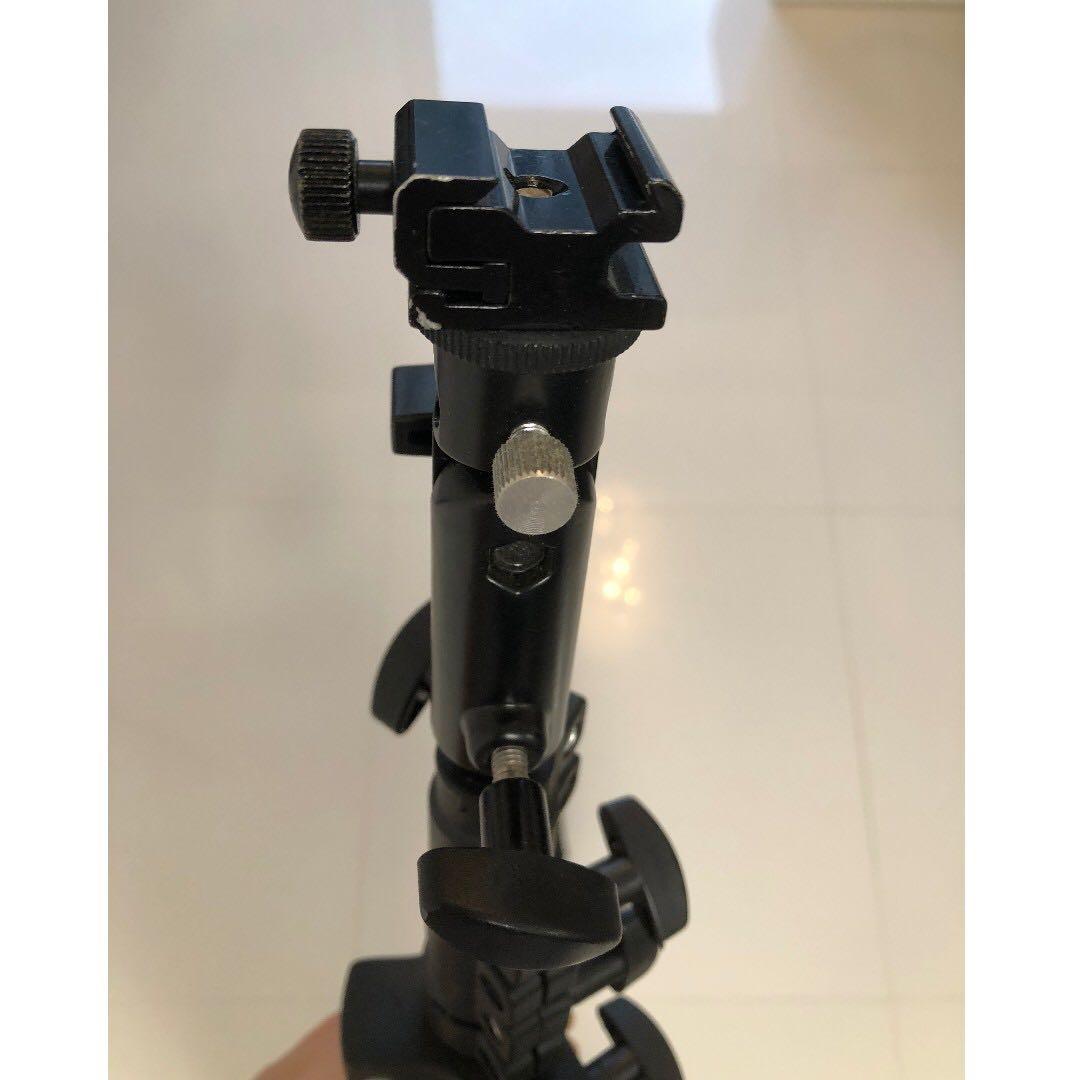 Westcott 43" Collapsible Umbrella Flash Kit with Stand, Photography