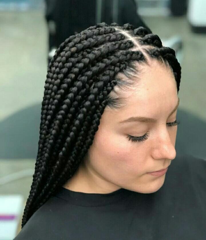 Box braids for RM 300 only, Services, Beauty Services on Carousell