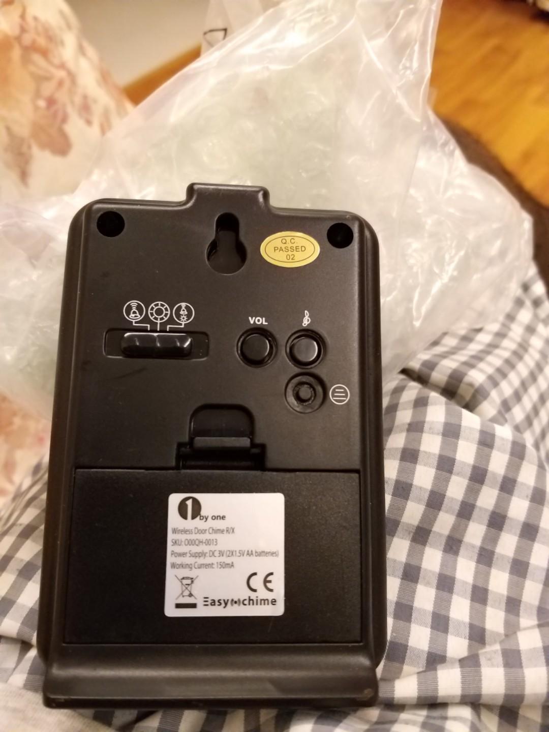Calling bell..wireless (Category: Peephole Viewers & Doorbells) located in Singapore. Submitted by vailnco.sing (Listing ID 190898583, Image 2). Description: .